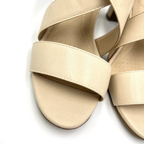 Lifestride Womens Carlyle Beige Cream Nude‎ Tan Faux Vegan Leather Heels Shoes - Picture 4 of 14